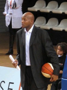 shaone coaching with ball    